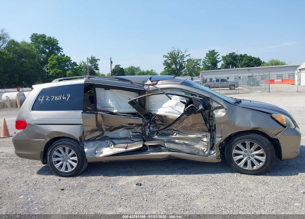 2008 HONDA ODYSSEY TOURING VIN: 5FNRL38858B097302