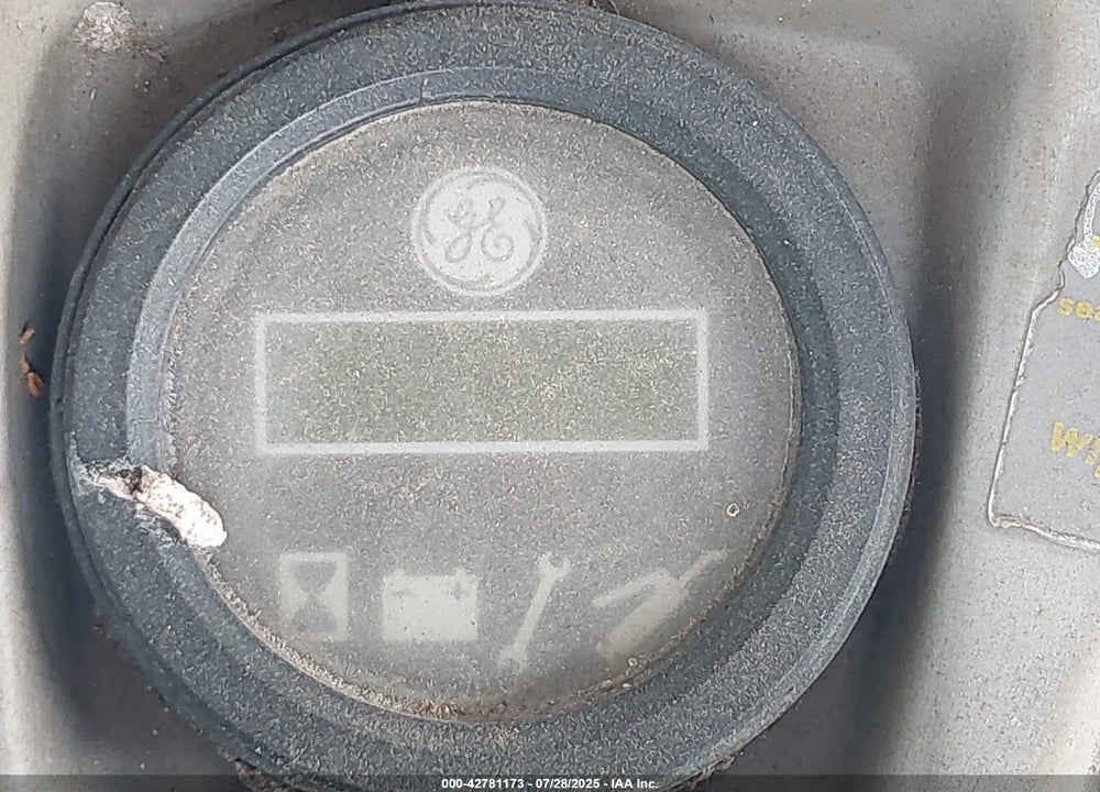 2001 GLOBAL ELECTRIC MOTORS 825 VIN: 5ASAG27401F013958