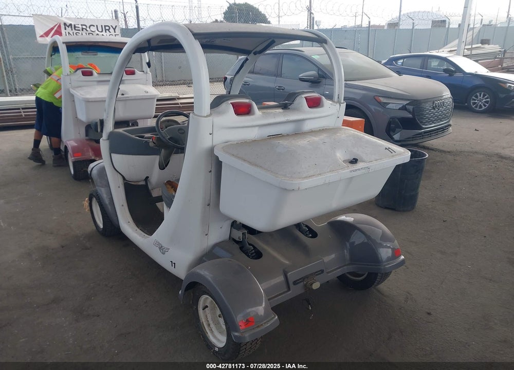 2001 GLOBAL ELECTRIC MOTORS 825 VIN: 5ASAG27401F013958