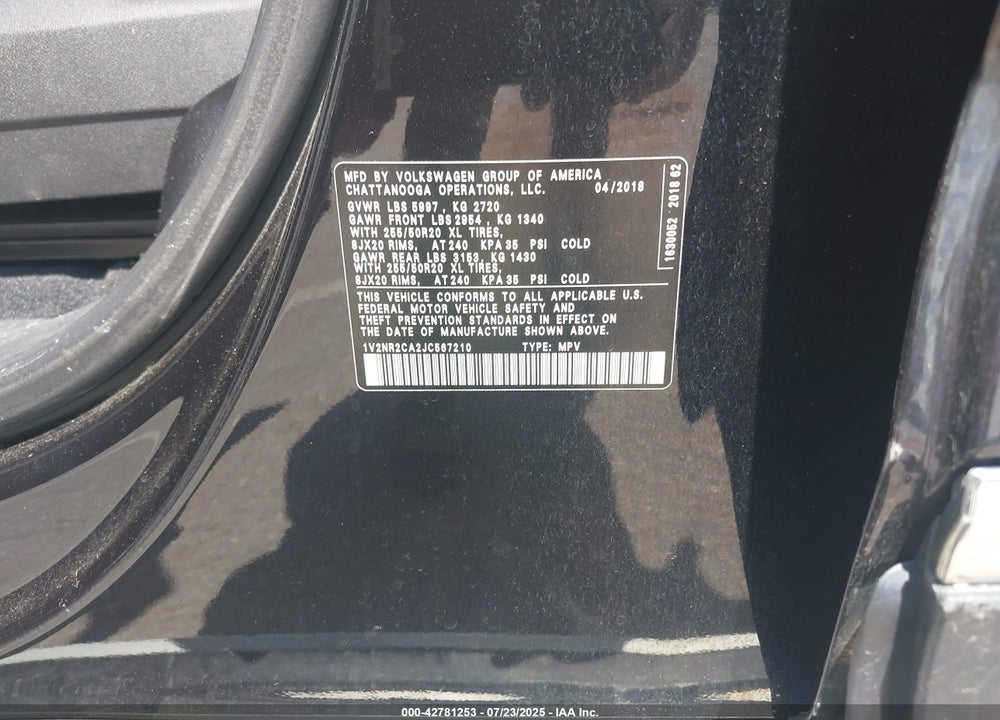 2018 VOLKSWAGEN ATLAS VIN: 1V2NR2CA2JC567210