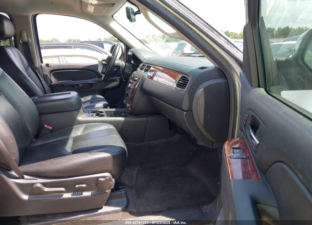 2014 CHEVROLET TAHOE VIN: 1GNSCBE04ER147792