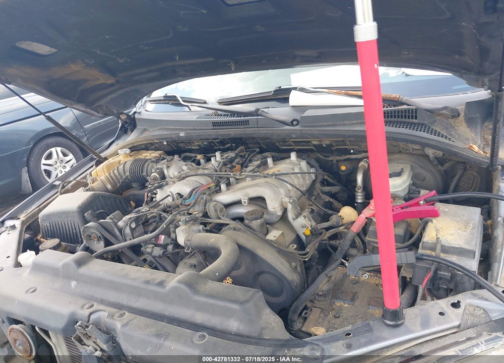 2004 KIA SORENTO EX/LX VIN: KNDJC733445254667