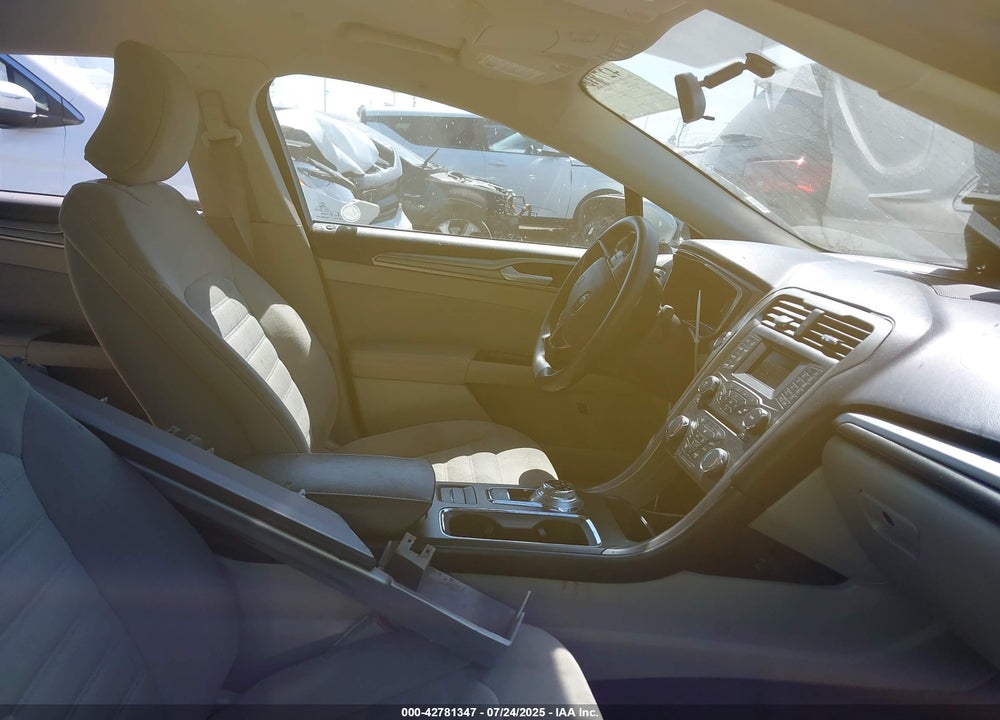 2017 FORD FUSION HYBRID VIN: 3FA6P0LU9HR218007