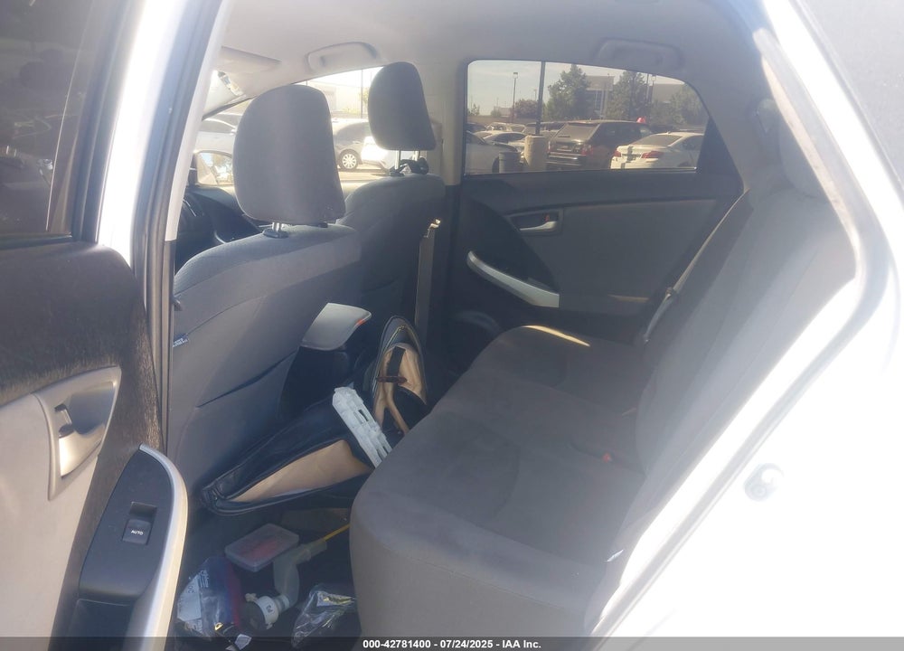 2015 TOYOTA PRIUS VIN: JTDKN3DU0F1986593