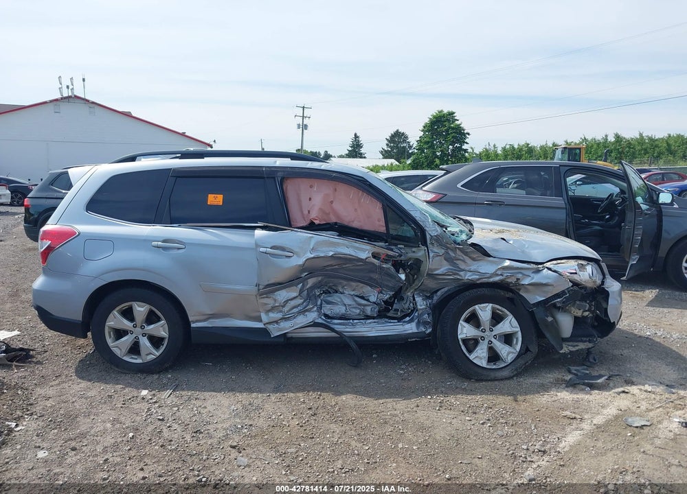 2016 SUBARU FORESTER VIN: JF2SJARCXGH483289