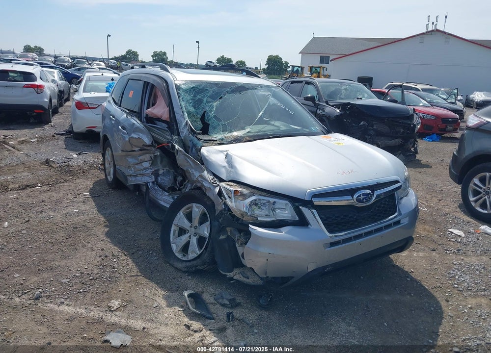 2016 SUBARU FORESTER VIN: JF2SJARCXGH483289