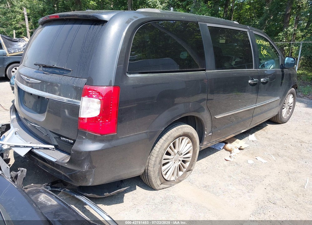 2015 CHRYSLER TOWN & COUNTRY LIMITED PLATINUM VIN: 2C4RC1GG2FR506273