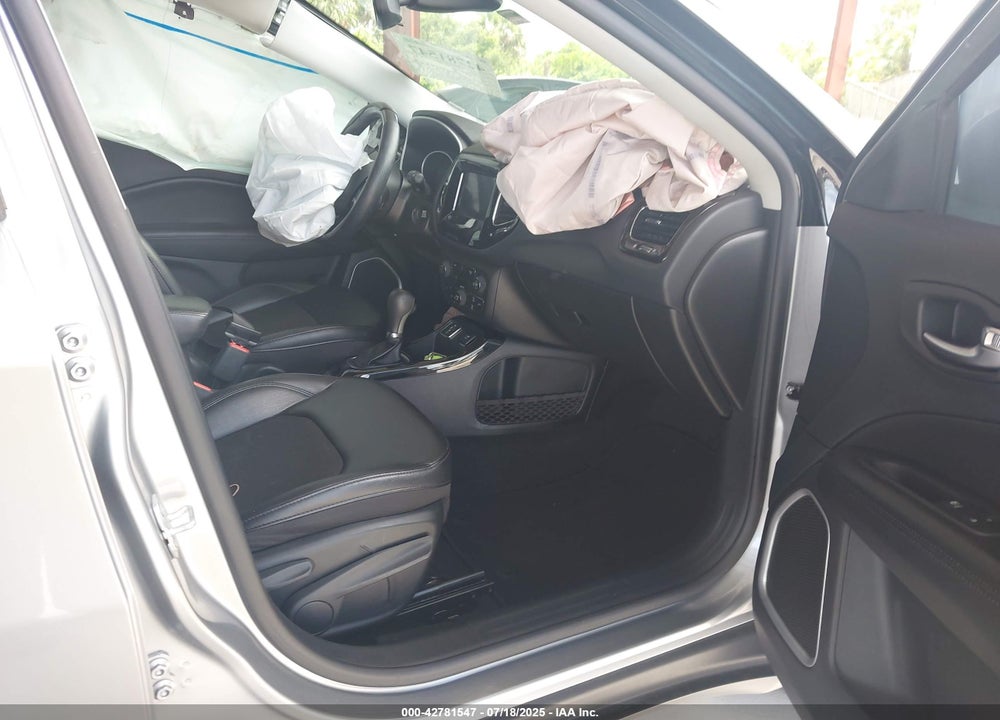 2020 JEEP COMPASS VIN: 3C4NJCBB0LT170000