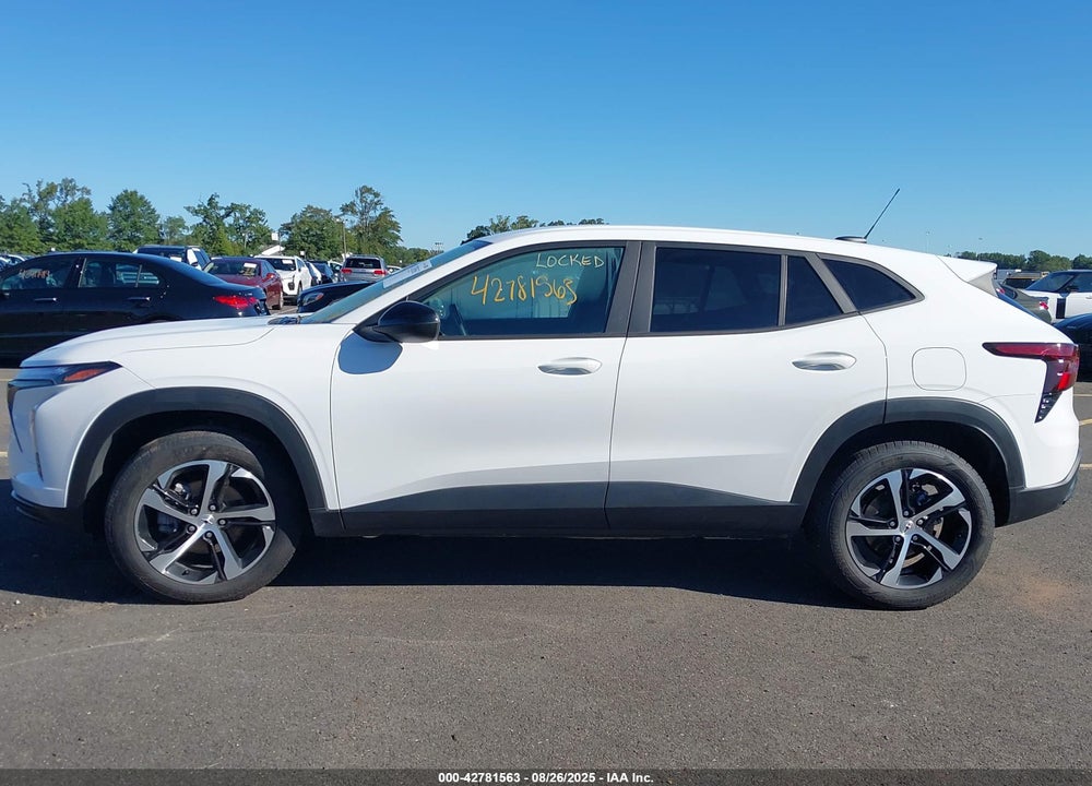 2024 CHEVROLET TRAX FWD 1RS VIN: KL77LGE27RC151709