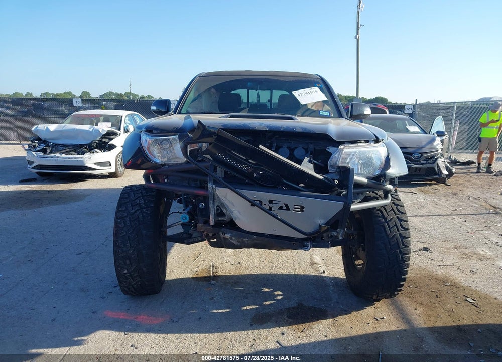 2015 TOYOTA TACOMA VIN: 3TMJU4GN0FM185822