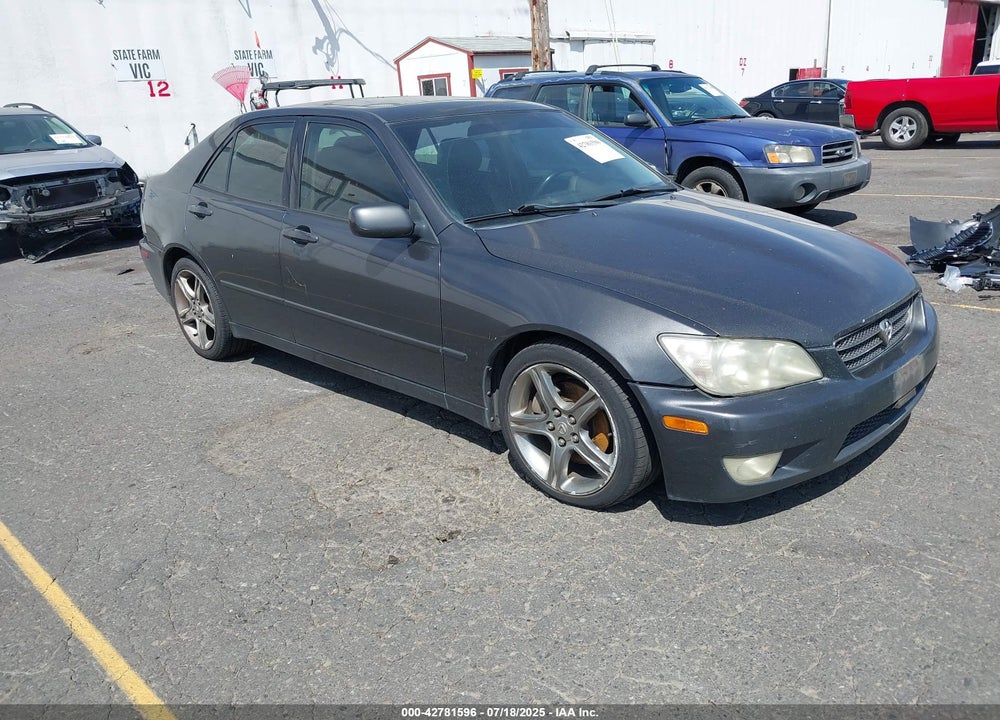 2001 LEXUS IS 300 VIN: JTHBD182X10022726