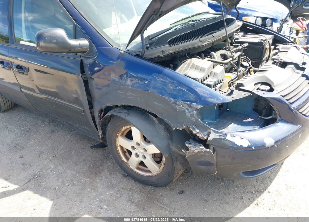 2005 DODGE CARAVAN SXT VIN: 1D4GP45R15B428358