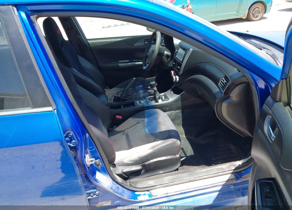 2014 SUBARU IMPREZA VIN: JF1GV8J65EL007040