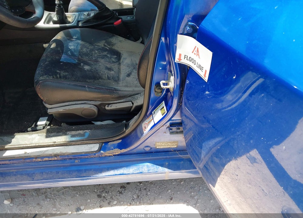 2014 SUBARU IMPREZA VIN: JF1GV8J65EL007040