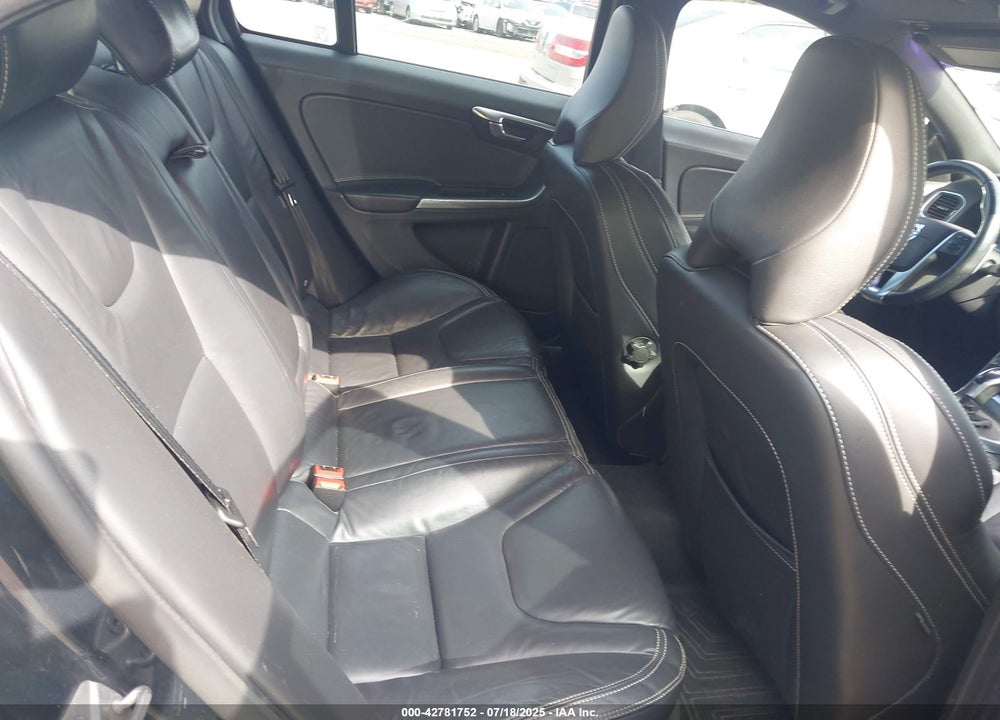 2015 VOLVO S60 T5 PREMIER VIN: YV126MFB9F1299878