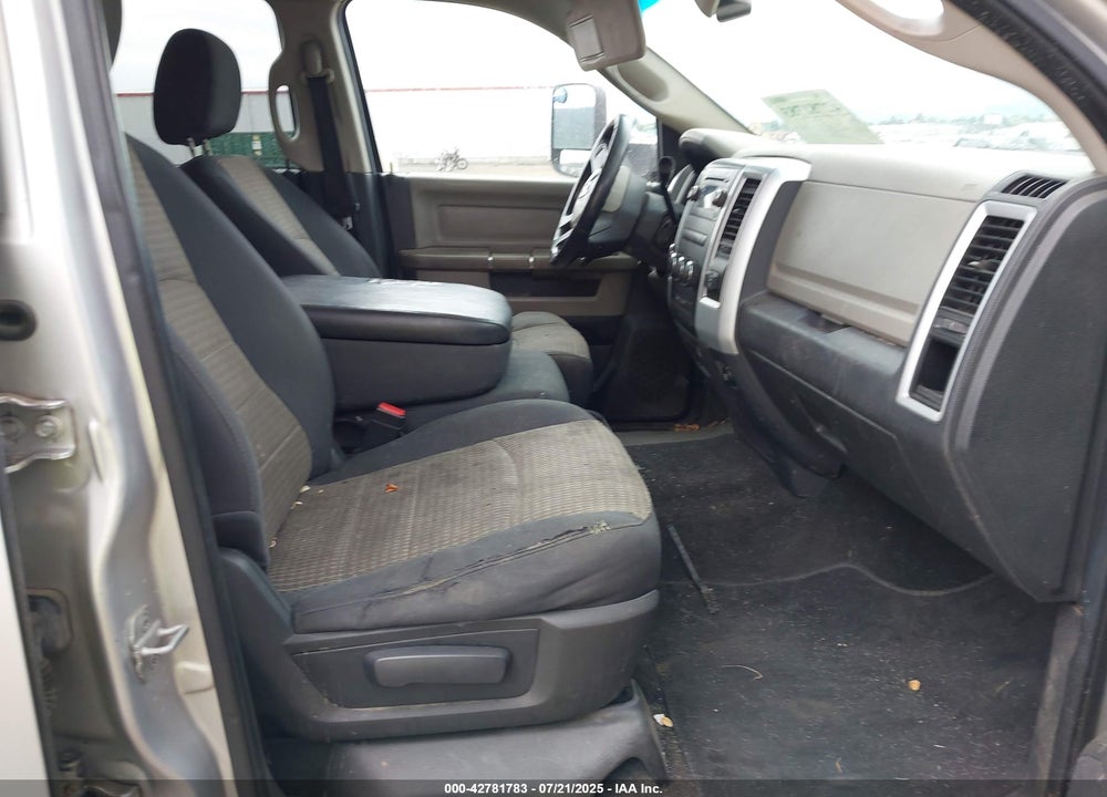 2011 RAM RAM 2500 VIN: 3D7TT2CTXBG575197