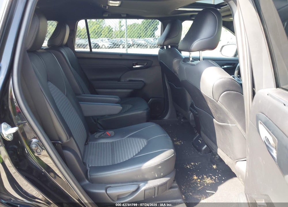 2021 TOYOTA HIGHLANDER VIN: 5TDJZRBH4MS150763