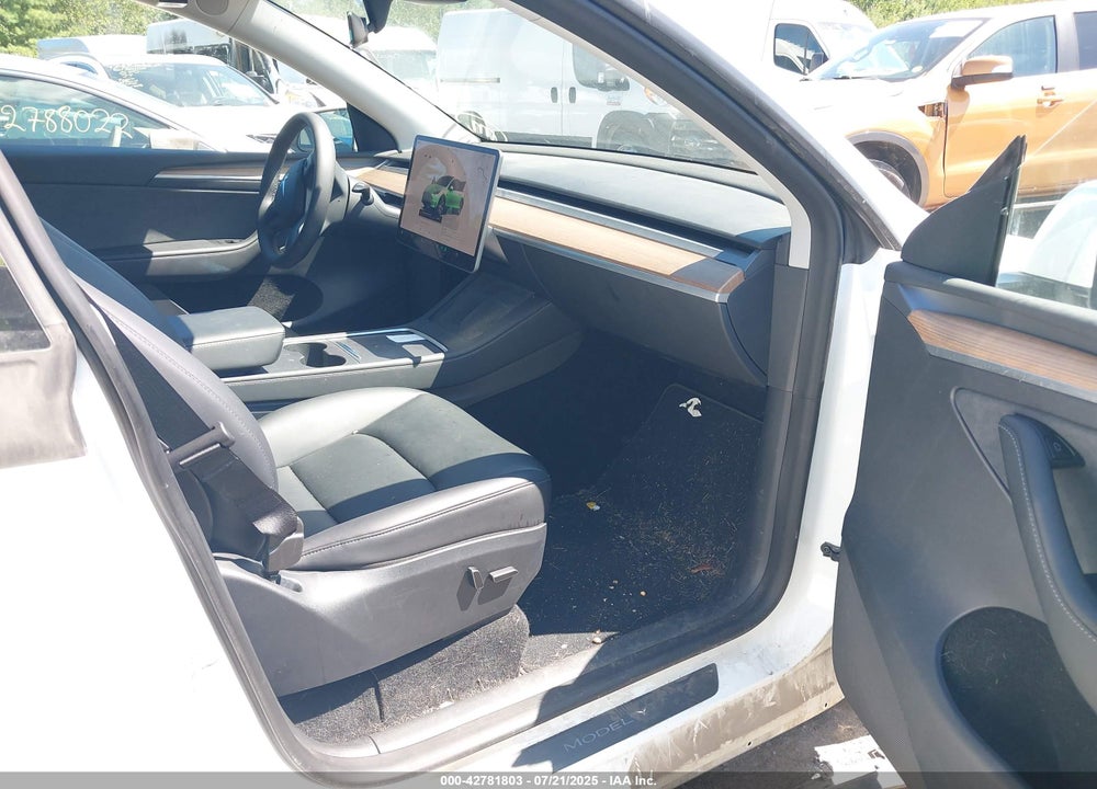 2023 TESLA MODEL Y VIN: 7SAYGDEEXPA103397