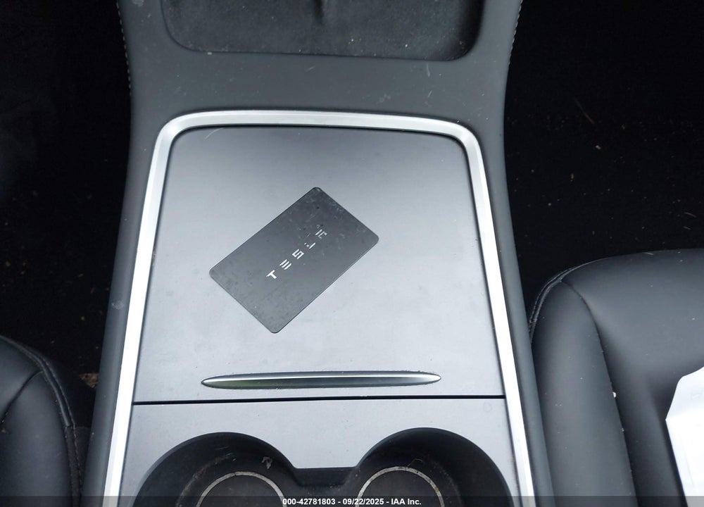 2023 TESLA MODEL Y VIN: 7SAYGDEEXPA103397