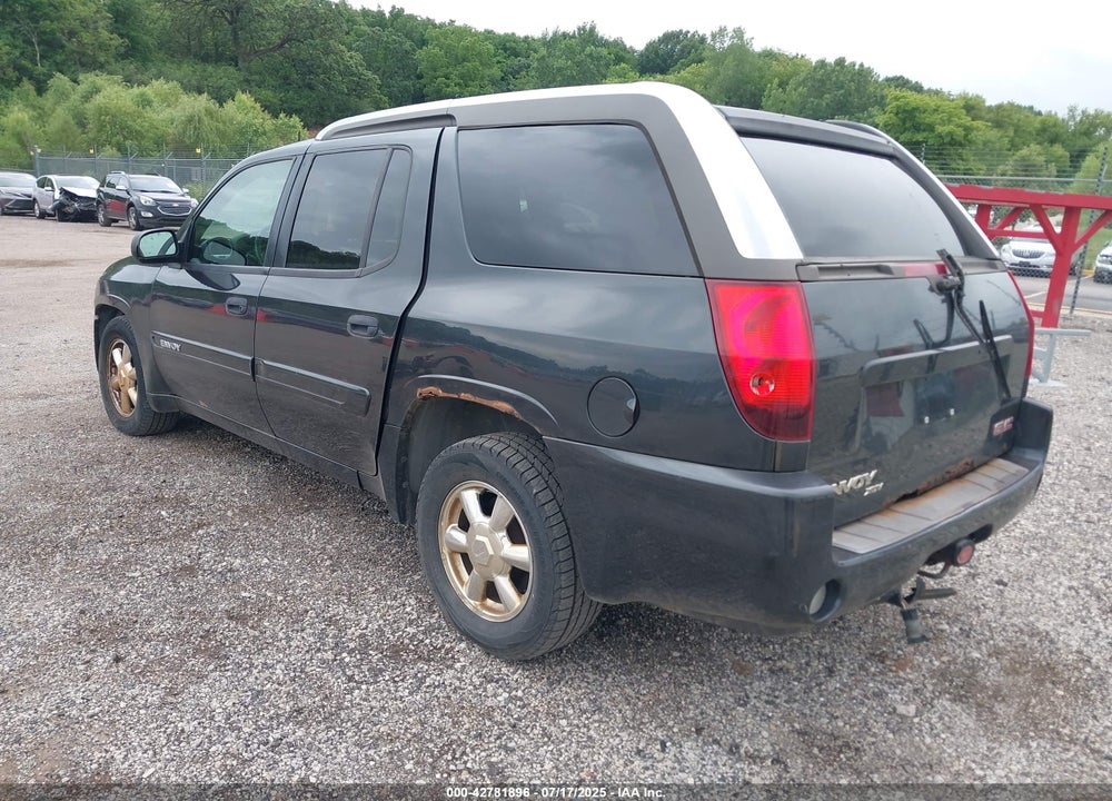2004 GMC ENVOY XUV SLE VIN: 1GKET12S446138536