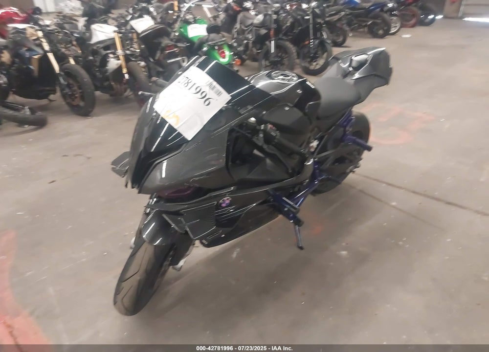 2024 BMW S 1000 RR VIN: WB10E6309R6J84345