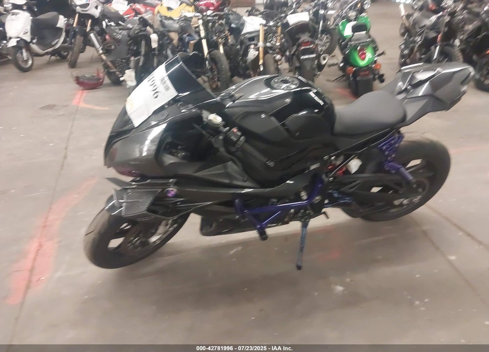 2024 BMW S 1000 RR VIN: WB10E6309R6J84345