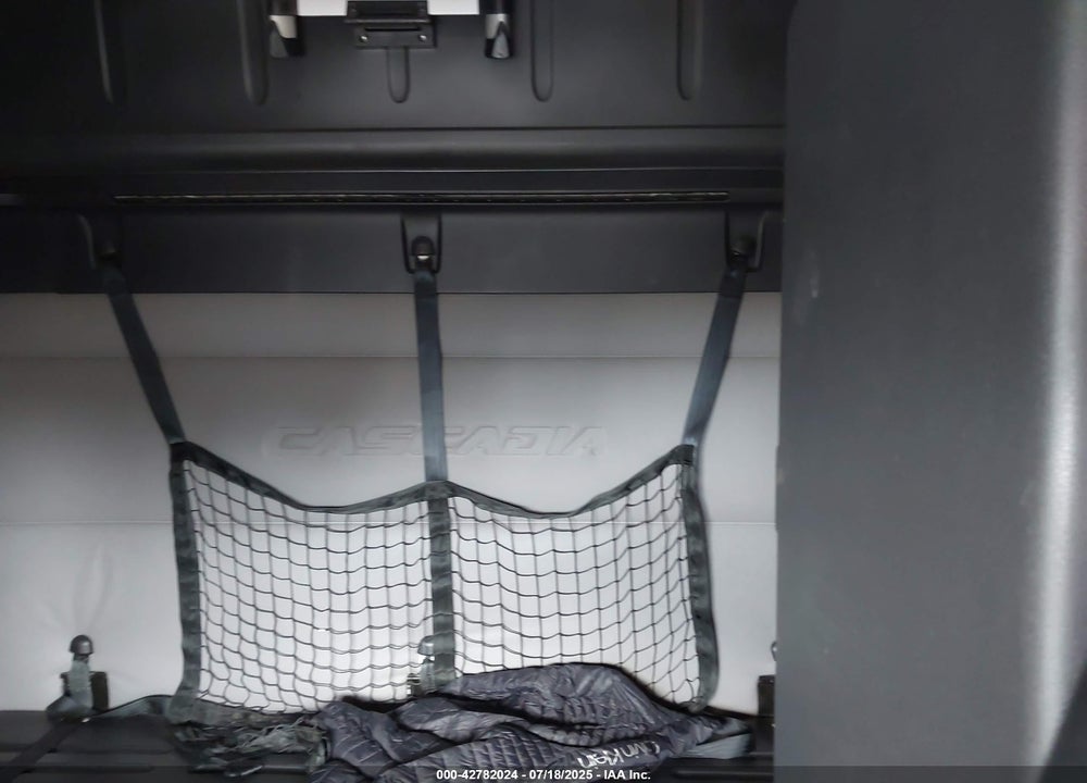 2019 FREIGHTLINER NEW CASCADIA 126 VIN: 3AKJHHDR5KSHU7471