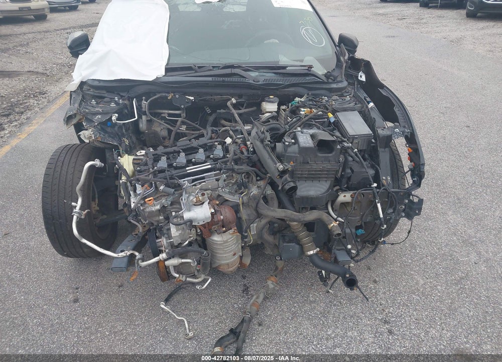 2018 HONDA CIVIC LX VIN: SHHFK7H25JU237510
