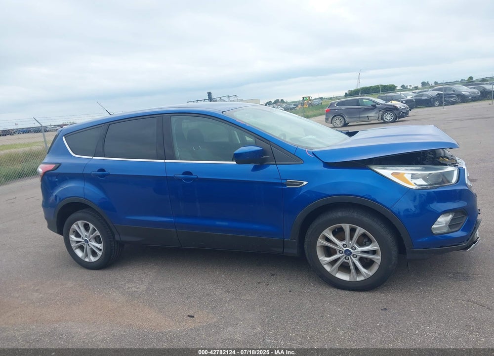 2017 FORD ESCAPE VIN: 1FMCU0GDXHUC95604
