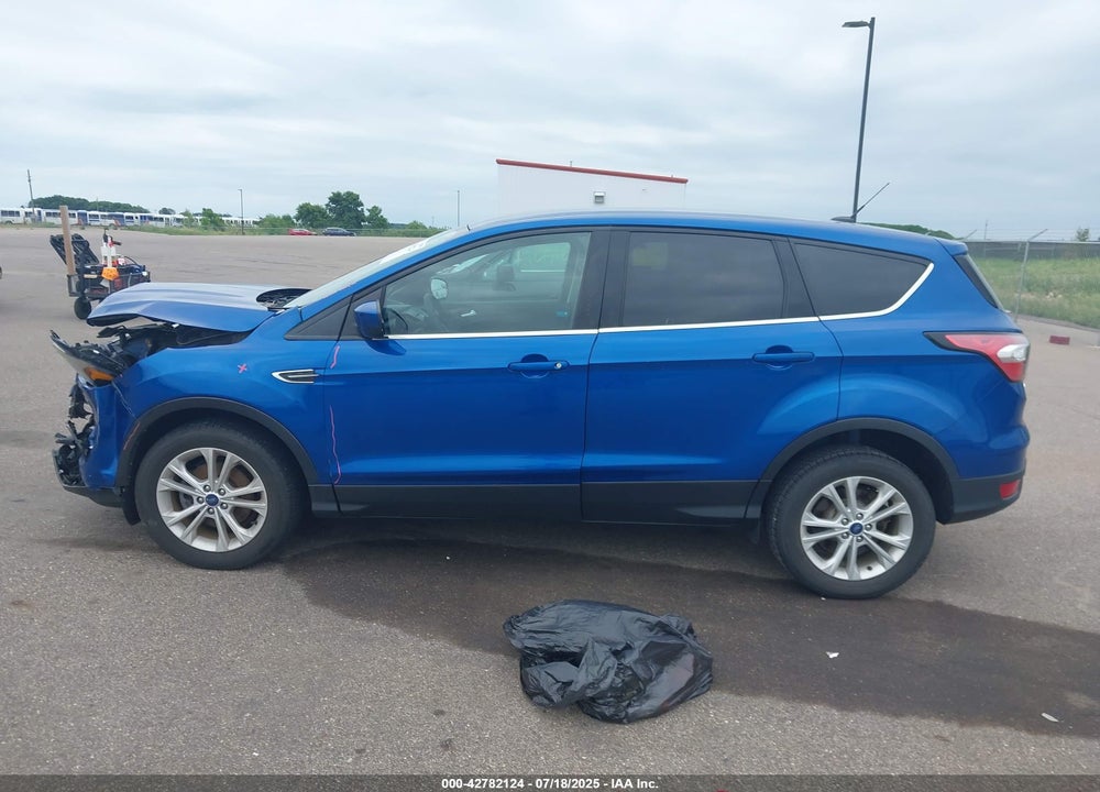 2017 FORD ESCAPE VIN: 1FMCU0GDXHUC95604