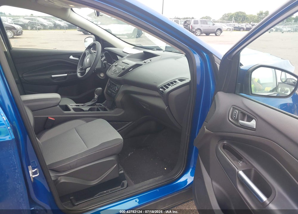 2017 FORD ESCAPE VIN: 1FMCU0GDXHUC95604