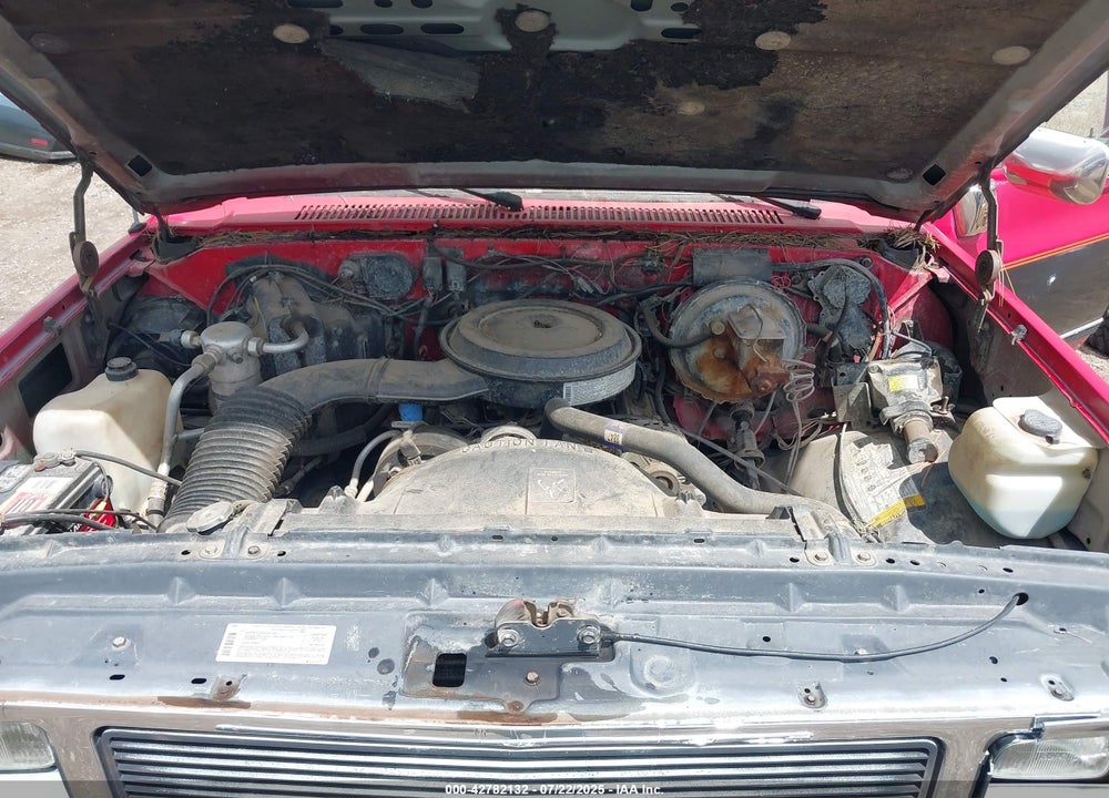 1989 GMC SUBURBAN V25 CONVENTIONAL VIN: 1GKGV26KXKF505116