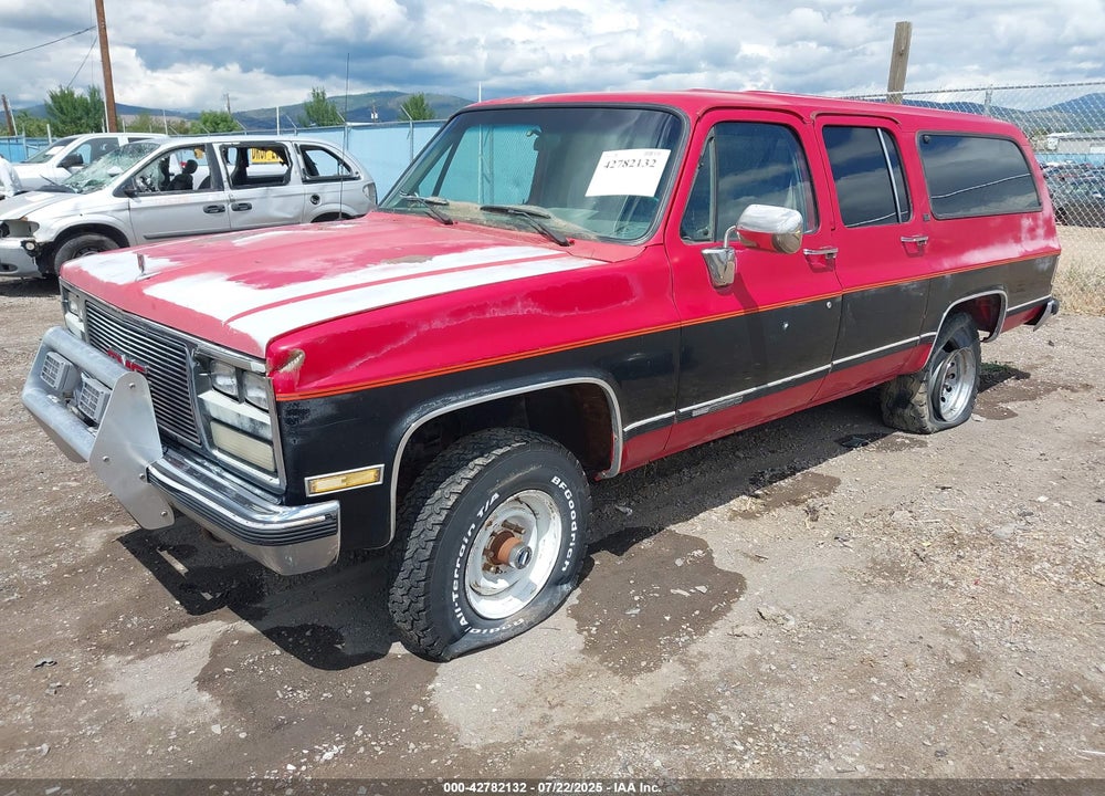 1989 GMC SUBURBAN V25 CONVENTIONAL VIN: 1GKGV26KXKF505116
