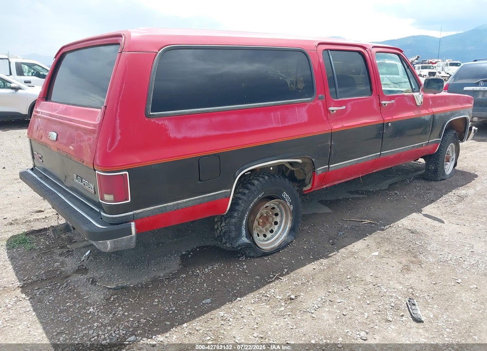 1989 GMC SUBURBAN V25 CONVENTIONAL VIN: 1GKGV26KXKF505116
