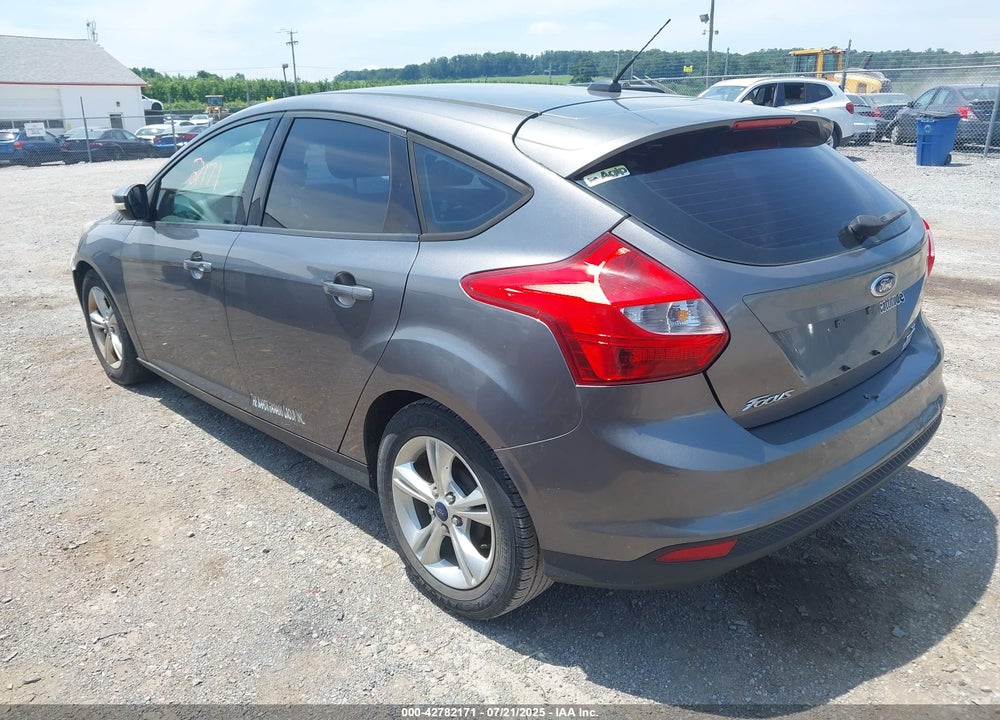 2014 FORD FOCUS VIN: 1FADP3K21EL186558