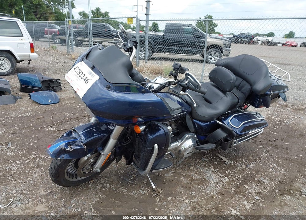 2012 HARLEY-DAVIDSON FLTRU ROAD GLIDE ULTRA VIN: 1HD1KGM15CB662240