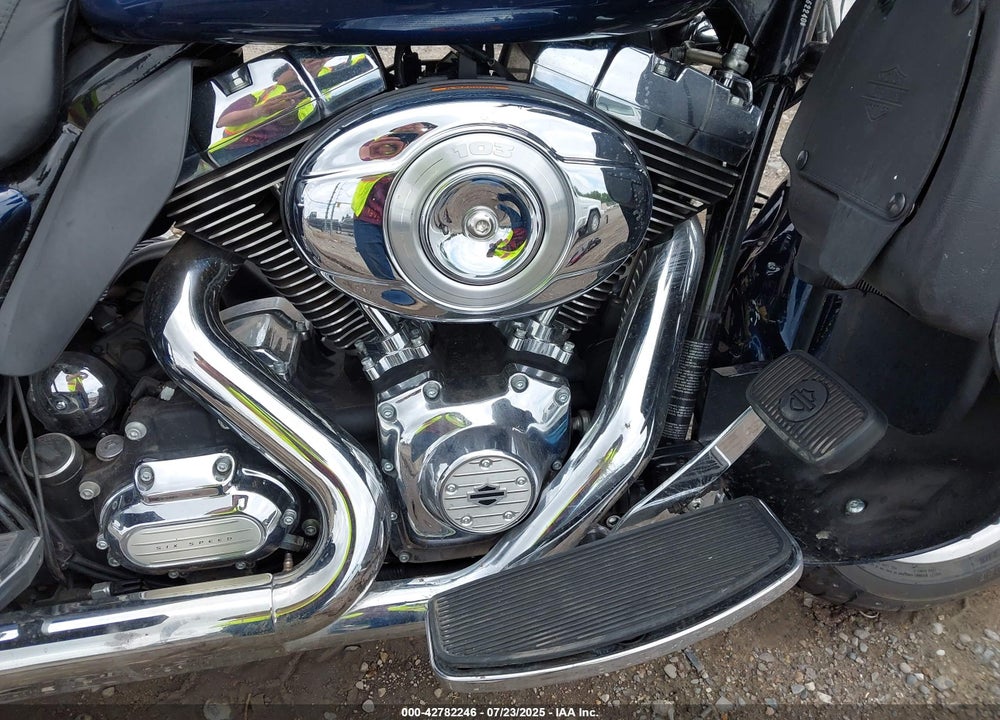 2012 HARLEY-DAVIDSON FLTRU ROAD GLIDE ULTRA VIN: 1HD1KGM15CB662240