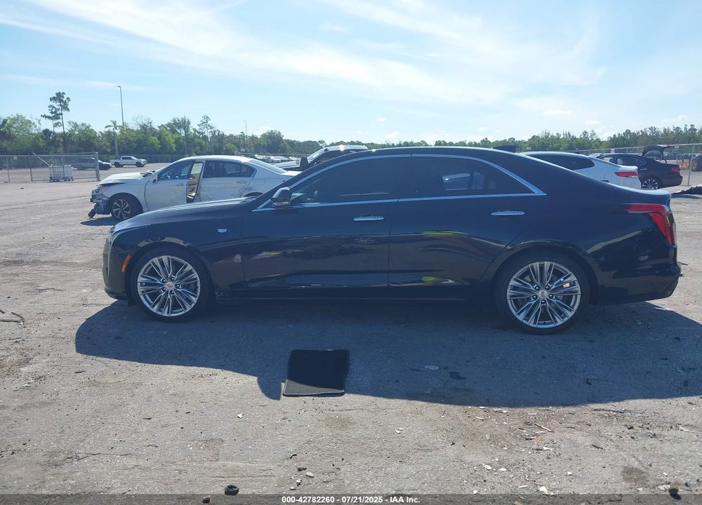 2022 CADILLAC CT4 VIN: 1G6DB5RKXN0132979