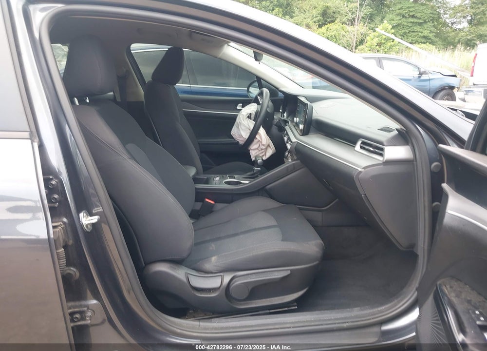 2021 KIA K5 VIN: 5XXG14J29MG015474