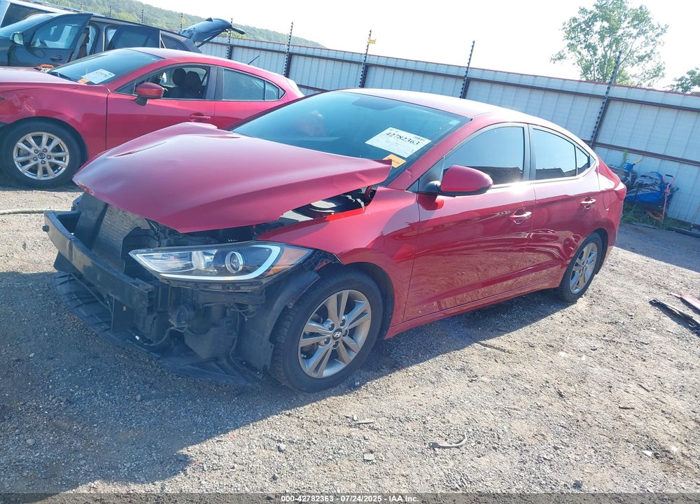 2017 HYUNDAI ELANTRA VIN: KMHD84LF7HU141553