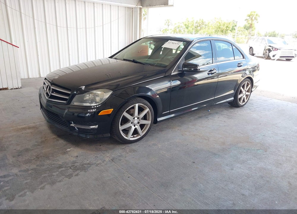 2014 MERCEDES-BENZ C CLASS VIN: WDDGF4HB7EA959607