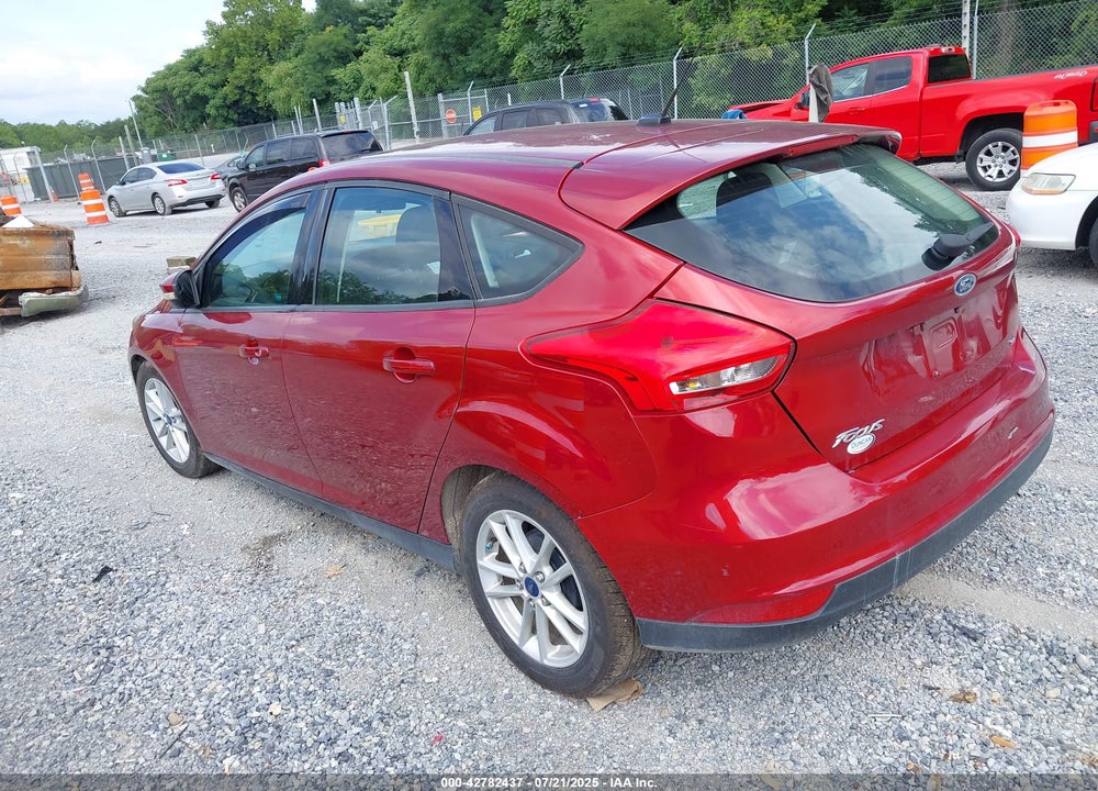 2017 FORD FOCUS SE VIN: 1FADP3K22HL262258
