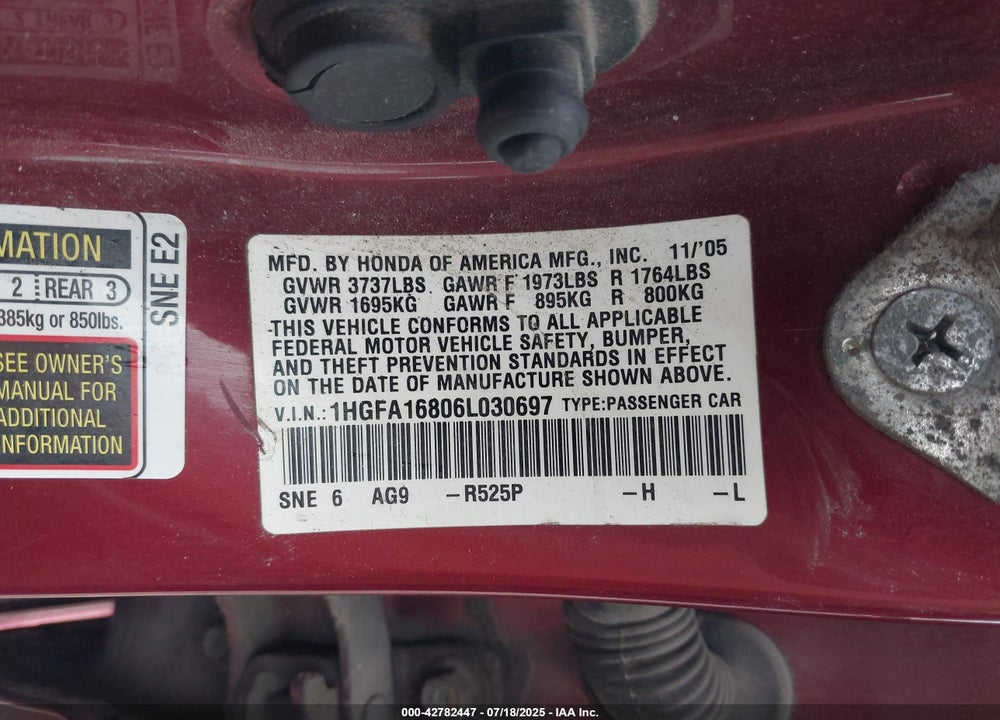 2006 HONDA CIVIC VIN: 1HGFA16806L030697
