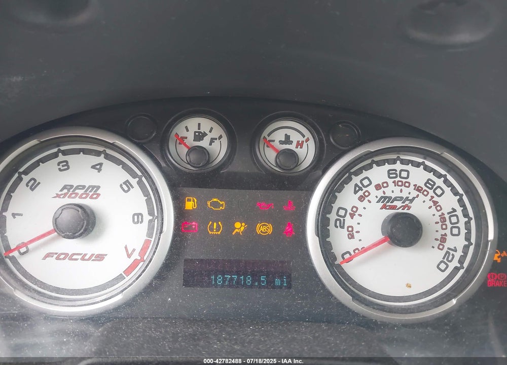2011 FORD FOCUS VIN: 1FAHP3HN1BW172303