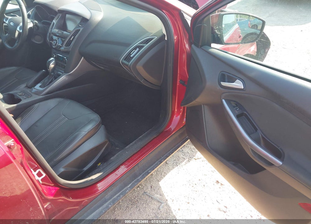 2014 FORD FOCUS VIN: 1FADP3N22EL381967