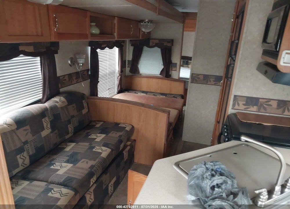 2008 PALOMINO PUMA 26RLSS TRAVEL TRAILER VIN: 4X4TPUB2X8P017903