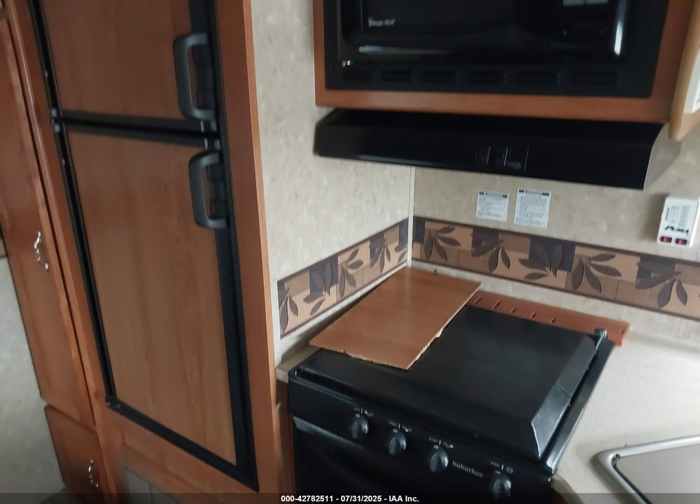 2008 PALOMINO PUMA 26RLSS TRAVEL TRAILER VIN: 4X4TPUB2X8P017903