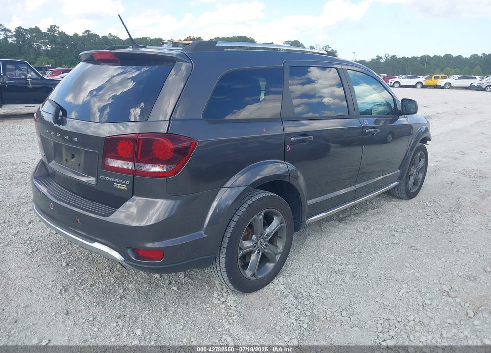 2018 DODGE JOURNEY VIN: 3C4PDCGGXJT215820