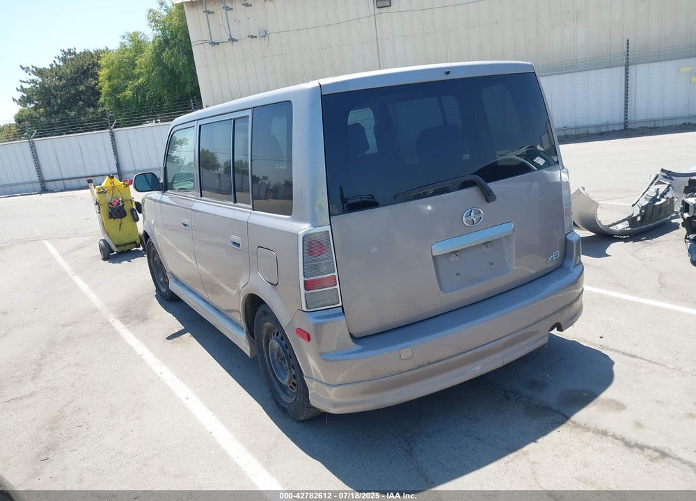 2005 SCION XB BASE A4 VIN: JTLKT324750209376