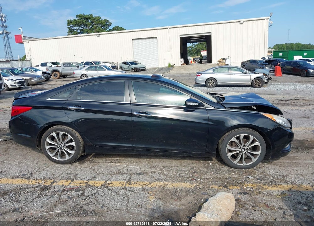 2013 HYUNDAI SONATA VIN: 5NPEC4AB5DH732587